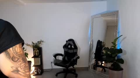 wyatt online show from 09-30-25, 12:15