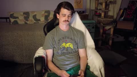 Wyatt online show from 11-22-25, 04:00