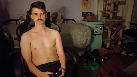 Wyatt online show from 11-24-25, 08:03