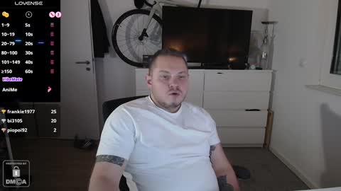 x19marco93x online show from 12-25-24, 09:33