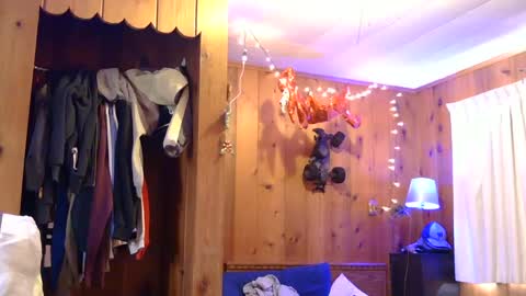 x2kayx2 online show from 10-12-25, 06:51