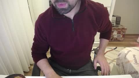 Snapshot of x_____0_____x chatting on 11-07-25, 10:43 Mr. Lonely online show from 11-07-25, 10:43