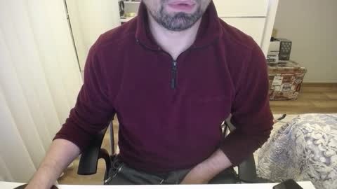 Snapshot of x_____0_____x chatting on 11-16-25, 04:12 Mr. Lonely online show from 11-16-25, 04:12