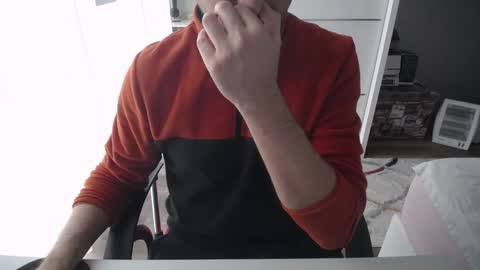 Snapshot of x_____0_____x chatting on 11-24-25, 09:42 Mr. Lonely online show from 11-24-25, 09:42