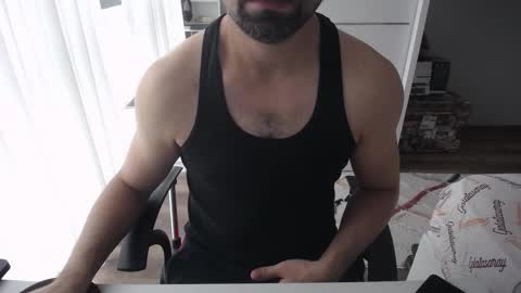 Snapshot of x_____0_____x chatting on 12-02-25, 11:04 Mr. Lonely online show from 12-02-25, 11:04