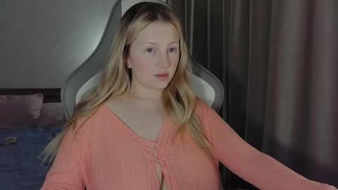 Snapshot of x__ivy_x chatting on 02-25-26, 05:00 eva online show from 02-25-26, 05:00