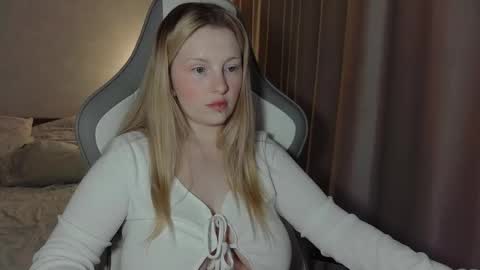 Snapshot of x__ivy_x chatting on 03-12-26, 06:14 eva online show from 03-12-26, 06:14