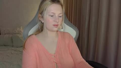 Snapshot of x__ivy_x chatting on 03-17-26, 04:10 eva online show from 03-17-26, 04:10