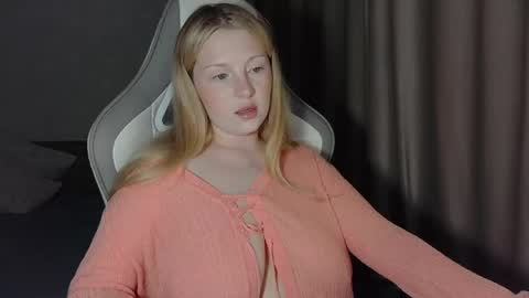 Snapshot of x__ivy_x chatting on 05-15-26, 05:53 eva online show from 05-15-26, 05:53