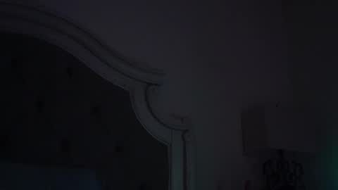 Snapshot of x_dreamgirl_x chatting on 12-14-24, 12:55 Mariah online show from 12-14-24, 12:55