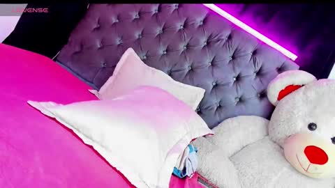 Maria Juliana online show from 12-21-24, 03:53