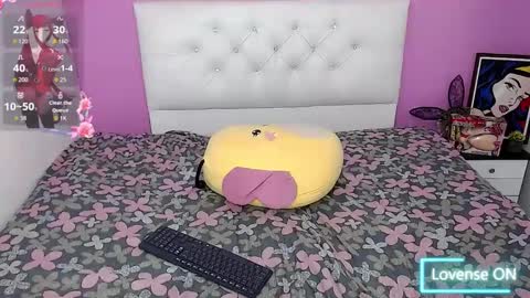 x_kikke_x online show from 10-12-25, 07:29