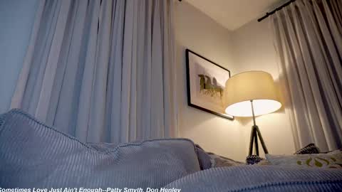 Lily online show from 02-23-25, 09:26