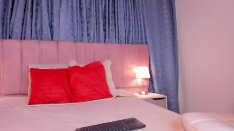 x_milu online show from 03-03-25, 12:04