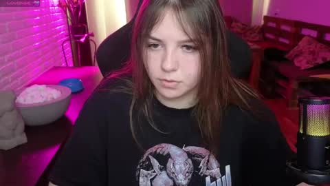 Snapshot of x_nirvana_x chatting on 05-02-26, 03:44 LOVE NERDS ONLY online show from 05-02-26, 03:44