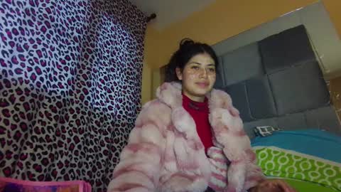 Snapshot of x_nyokoo chatting on 01-25-25, 09:04 My other accont x nyoko online show from 01-25-25, 09:04