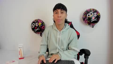 xaanderGrey online show from 10-12-25, 07:46