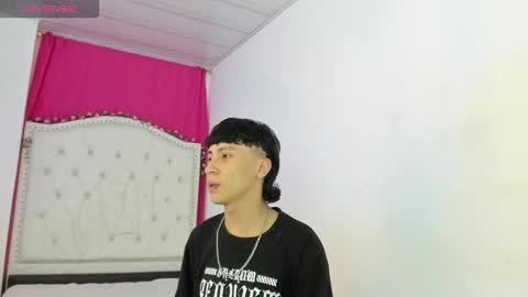 xaanderGrey online show from 11-17-25, 07:08