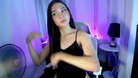 Snapshot of xairah_doux chatting on 04-19-26, 05:51 xairah_doux online show from 04-19-26, 05:51