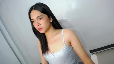 Snapshot of xairah_doux chatting on 05-08-26, 12:27 xairah_doux online show from 05-08-26, 12:27