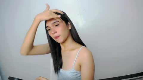 Snapshot of xairah_doux chatting on 05-15-26, 10:50 xairah_doux online show from 05-15-26, 10:50