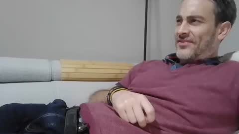 xalegarmax online show from 11-19-25, 10:32