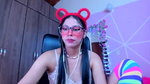 Snapshot of xallysonx_ chatting on 03-07-25, 02:34 XALLYSONX online show from 03-07-25, 02:34