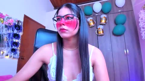 Snapshot of xallysonx_ chatting on 10-03-25, 11:40 XALLYSONX online show from 10-03-25, 11:40