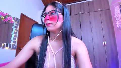 Snapshot of xallysonx_ chatting on 11-02-25, 11:34 XALLYSONX online show from 11-02-25, 11:34