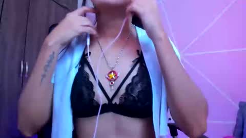 Snapshot of xallysonx_ chatting on 11-29-25, 11:57 XALLYSONX online show from 11-29-25, 11:57