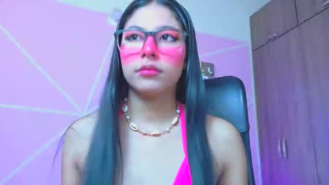 Snapshot of xallysonx_ chatting on 05-22-26, 11:49 XALLYSONX online show from 05-22-26, 11:49