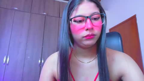 Snapshot of xallysonx_ chatting on 06-06-26, 11:37 XALLYSONX online show from 06-06-26, 11:37