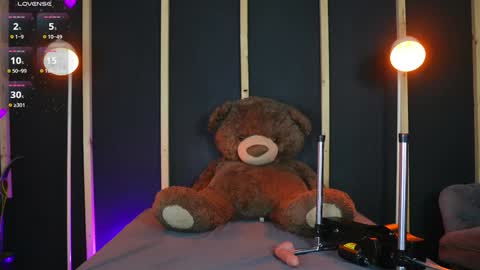 xami online show from 01-30-25, 04:37