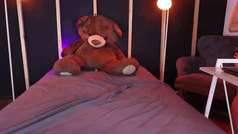 xami online show from 02-01-25, 01:30