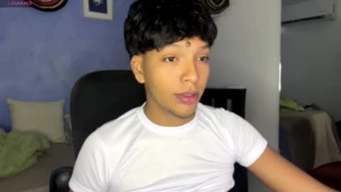 Snapshot of xander_bonnet1 chatting on 09-16-25, 12:17 Xander bonnet online show from 09-16-25, 12:17