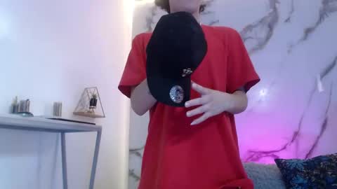 xandergrey8 online show from 04-27-26, 07:23