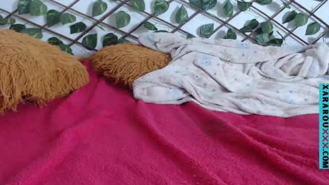       S A R A      100K followers online show from 03-11-25, 11:12