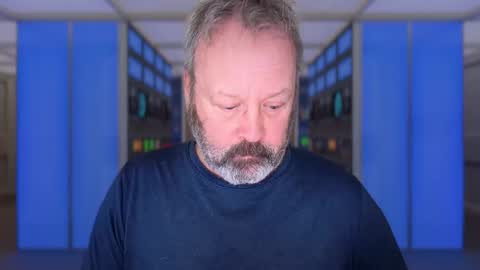 X4RK3V15 online show from 05-03-26, 06:14