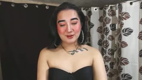 Nira   NOT INTO CHEAP GUYS  online show from 01-21-25, 08:21