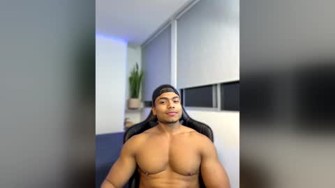 Snapshot of xavier_colleman chatting on 05-05-26, 01:57 Xavier online show from 05-05-26, 01:57