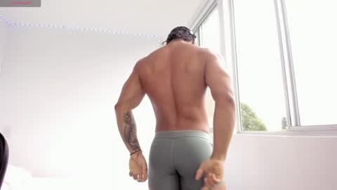 Snapshot of xavier_colleman chatting on 05-17-26, 06:59 Xavier online show from 05-17-26, 06:59