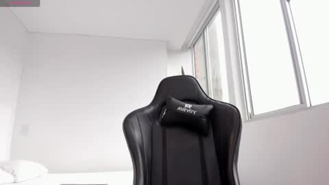 Snapshot of xavier_colleman chatting on 05-19-26, 12:33 Xavier online show from 05-19-26, 12:33
