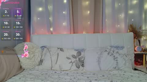 Snapshot of xcinqkuhx chatting on 12-19-25, 05:36 natt online show from 12-19-25, 05:36