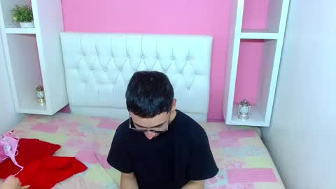 xcoupleplayxx online show from 05-03-26, 03:01