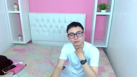 xcoupleplayxx online show from 05-06-26, 03:24
