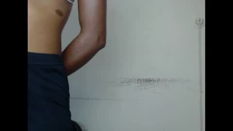 Snapshot of xcreamypussy chatting on 12-25-24, 02:13 xcreamypussy online show from 12-25-24, 02:13