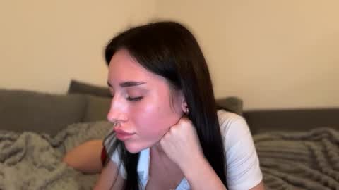 XCuteXbunny online show from 10-13-25, 05:57