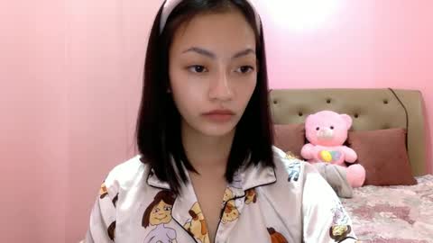 Snapshot of xcxccy19 chatting on 01-20-25, 02:57 Sachi Cy online show from 01-20-25, 02:57