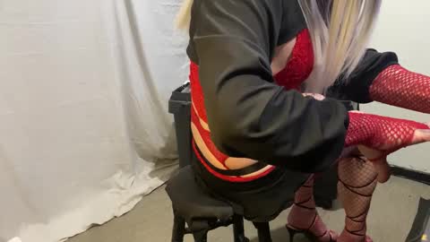 Snapshot of xdresserwithass588292 chatting on 02-15-25, 09:27 xdresserwithass online show from 02-15-25, 09:27