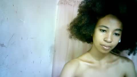 xenna610827 online show from 02-11-25, 04:56